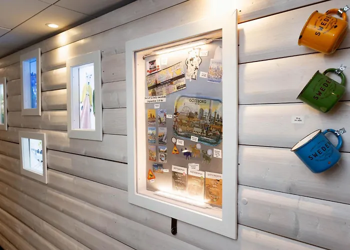 Slottsskogens Hostel