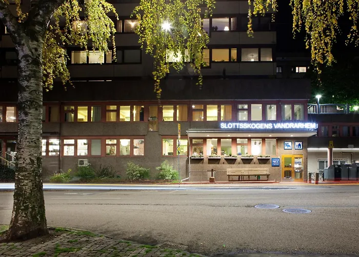 Slottsskogens Hostel